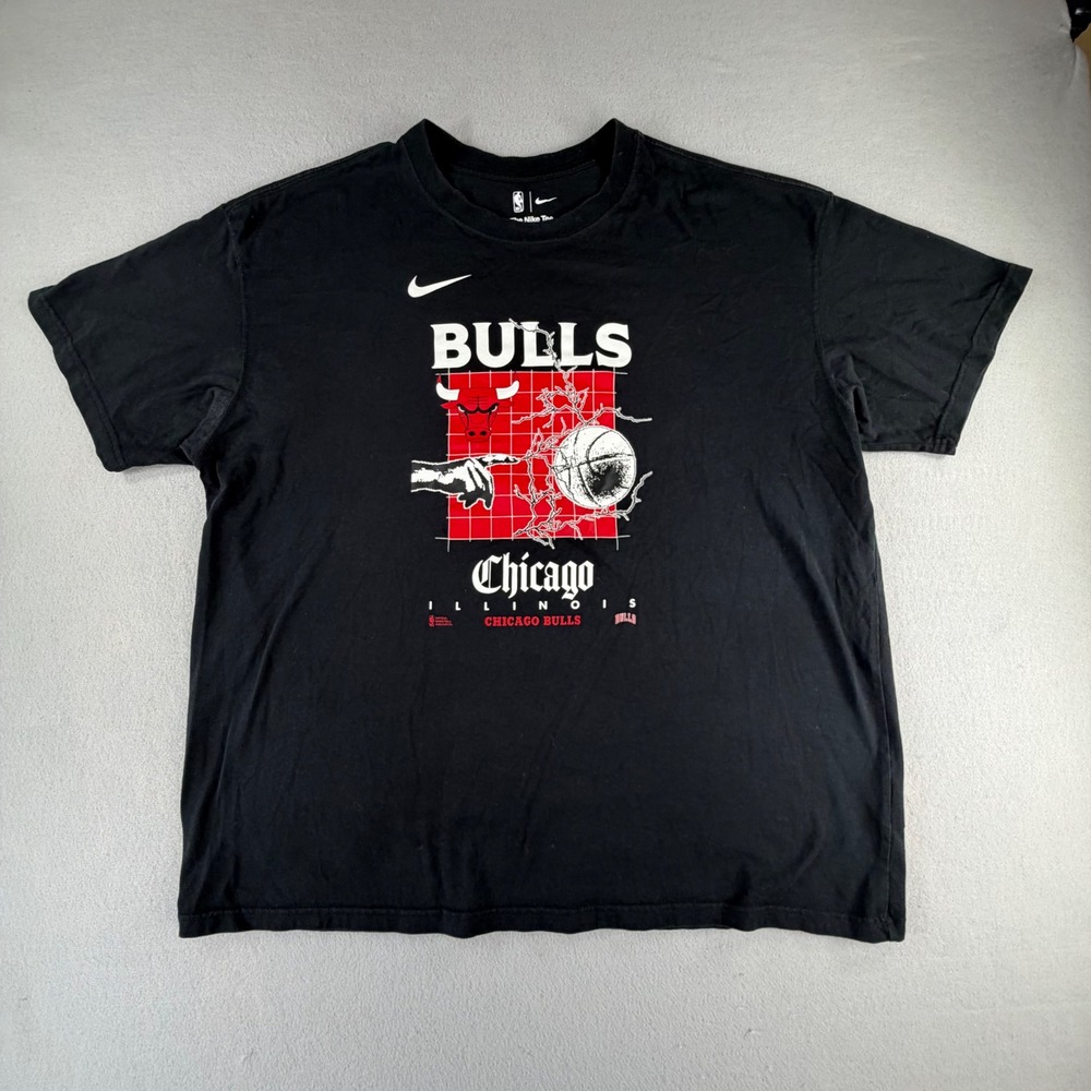 Nike Chicago Bulls Graphic T-Shirt Mens XL Black Short Sleeve Basketball Tee NBA